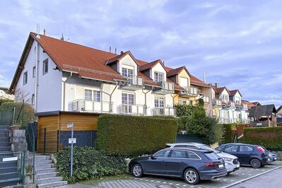 Wohnen auf vier Ebenen: charmanter Wohnturm zu verkaufen!