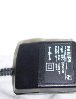 019 Philips Netzteil Ladegerät SBC 6652/00 - Lüdenscheid