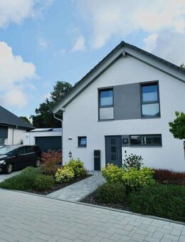 *reserviert* Hier beginnt Ihr neues Kapitel - modernes Zuhause mit traumhaftem Blick ins Grüne! - Titz