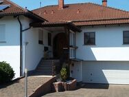 Gut ausgestattete 2-Zimmerwohnung in Landhaus zu vermieten - Bruchweiler