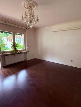 Charmante Eigentumswohnung mit Balkon in Mettlach zu verkaufen - Mettlach