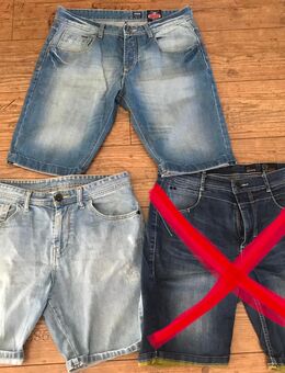 Herren Jeansshorts Adidas und House Grösse L Top Zustand W 34 - Neuenhagen (Berlin)