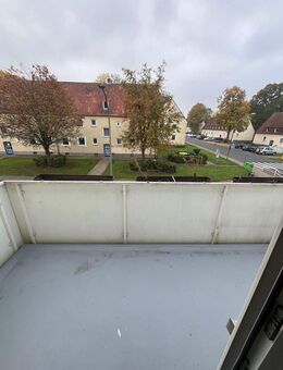 Frisch renovierte 3-Zimmerwohnung mit großem Balkon in Salzgitter Thiede - Salzgitter