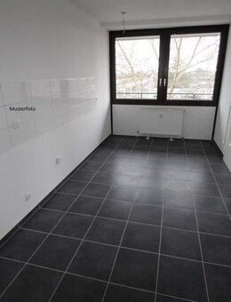 Etwas besonderes: frisch sanierte 2-Zimmer-Wohnung - Mainz