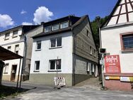 Großzügiges Einfamilienhaus mit Terrasse und Rheinblick in Lorch - Lorch (Hessen)