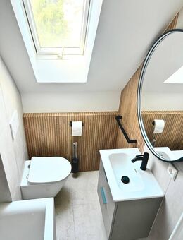 Attraktive 3-Zimmer-Dachgeschosswohnung in Kassel- frisch saniert - Kassel
