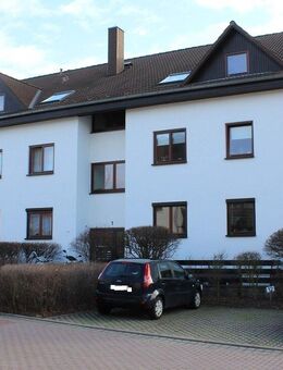 Vermietete Eigentumswohnung mit Balkon und PKW Stellplatz in Langenbogen! - Teutschenthal