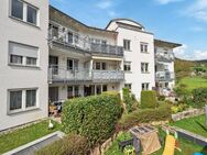 Schöne 3,5 Zimmerwohnung mit großem TG-Platz am Ortsrand - Dettingen (Erms)