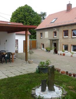 Charmanter Vierseithof mit großem Grundstück und Entwicklungspotenzial - ländliche Idylle bei Mügeln - Mügeln