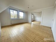 ++ Renovierte 4-Zimmer Wohnung mit Altbaucharme in zentraler Lage Uelzens mit Balkon ++ - Uelzen
