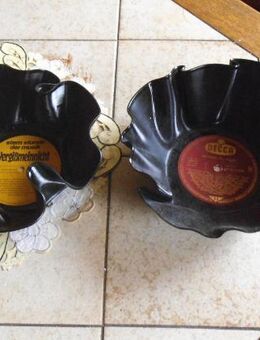 2 Vinyl schüsseln  retro - Kassel
