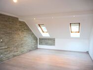 +++ GROßE Dachterrasse - inkl. Einbauküche - DIREKT am Marktplatz - Modernisiert +++ - Eichendorf