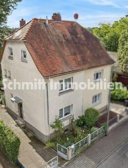 Doppelhaushälfte mit Garten in gefragter Schwanheimer Wohnlage - Frankfurt (Main)