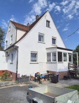 Charmantes Einfamilienhaus - 4 Stellplätze - Terrasse - Balkon - Keller - Heubach