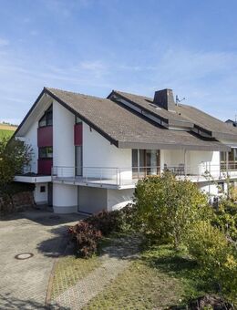 Einfamilienhaus mit Wintergarten, Kamin und Naturblick am Luftkurort - Tengen
