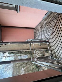 Helle 3-Raum-Wohnung im schönen Erzgebirge mit Balkon - Aue