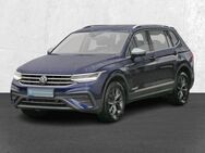 VW Tiguan, 2.0 TDI Allspace Life Dig, Jahr 2023 - Langenhagen