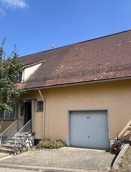 *OHNE PROVISION* 3-Zi.-Wohnung in Straubenhardt inkl. Einzelgarage, Gartenanteil, Schuppen & Kellerraum - Straubenhardt