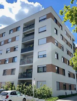 * modene 2-Raumwohnung mit großem Balkon * - Dresden