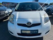 Toyota Yaris 1.4 D-4D Cool°HU neu°Klima°SitzHZG°PDC° - Kiel