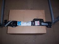 MB835731 Halter links, Gehäuse, Sonnendach Mitsubishi Sigma - Hannover Vahrenwald-List