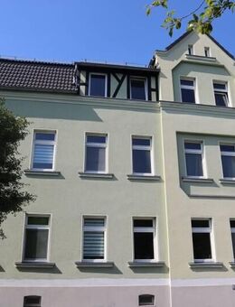 Hübsche Zweiraumwohnung mit Balkon und EBK ! - Zwickau
