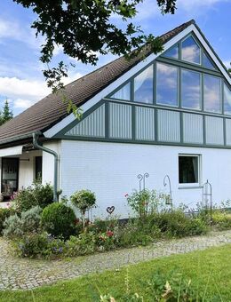 Zu verkaufen: Raumwunder auf tollem, grünem Grundstück in beliebter Lage von Buchholz in der Nordheide! - Buchholz (Nordheide)