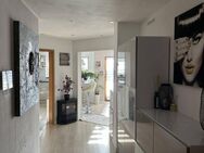 Schicke Wohnung mit Balkon, Garten, EBK, Garage uvm. - Sinsheim