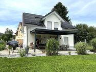 Erzingen-Energetisch TOP ausgestattetes freistehendes Einfamilienhaus mit Doppelgarage+Wallbox - Klettgau