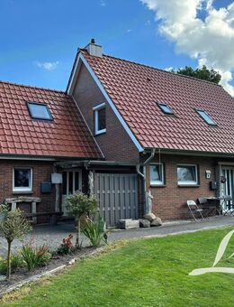 **Dachgeschosswohnung in schöner Lage von Ihausen!** - Westerstede