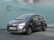 Toyota Yaris, 1.5 HYBRID TEAM D, Jahr 2020 - München