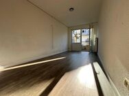 Helle und schöne 1-Zi. Wohnung in ruhiger Lage von Herrenberg - Herrenberg