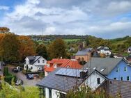 Wunderschöne lichtdurchflutete gepfl.3 Zimmer DG-WOHNUNG zum 1.3.2025 - Mannebach (Landkreis Trier-Saarburg)