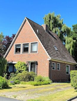 Wohnhaus in Küstennähe mit Grundstück in Westausrichtung - Wittmund