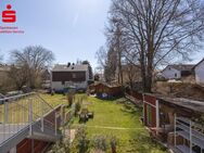 Bezugsfreie 4-Zimmer-Wohnung aktuell aufgeteilt auf 3 Wohneinheiten und ca. 200 m² großem Garten - Vaterstetten