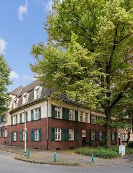 LEER WERDENDE 2 ZIMMER DACHGESCHOSSWOHNUNG OHNE BALKON! - Duisburg