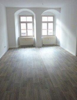 - Individuelle Wohnung im Stadtzentrum - - Weißenfels