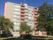 LOHMAR-Zentrum, gepflegtes Appartement, ca. 26 m² Wfl., Wannenbad, Balkon, Keller. - Lohmar