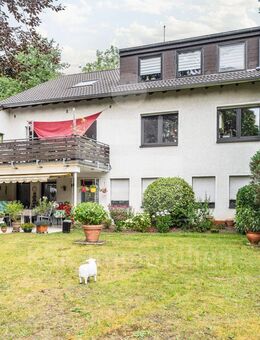 Gemütliche Dachgeschosswohnung mit großzügigem Balkon und Blick ins Grüne! - Rösrath