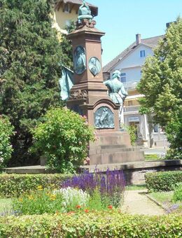 Provisionsfrei außergewöhnliche Villa im Kurzentrum/Stadtzentrum mit großem Grundstück - Bad Pyrmont