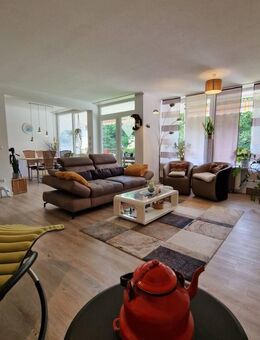 Gepflegte 3-Zimmer-Eigentumswohnung mit Balkon, Waldblick & TG-Stellplatz - einziehen & wohlfühlen! - Mülheim (Ruhr)