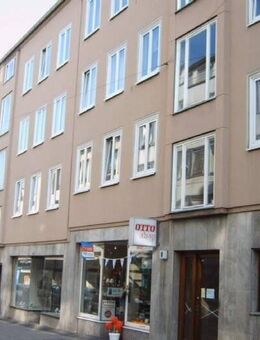 Schöne helle Dachgeschosswohnung in bester Lage der Kasseler Innenstadt! - Kassel