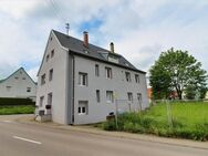 Freistehendes Mehrfamilienhaus mit drei Wohnungen - Albstadt