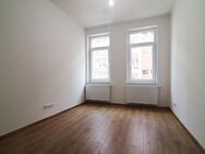 Bremerhaven / Renovierte 3-Zimmer-Wohnung mit Balkon - Bremerhaven