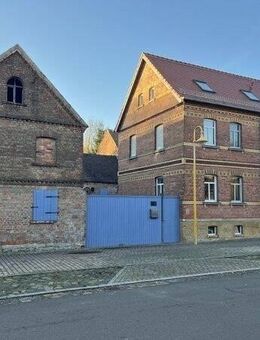 Charmanter Dreiseitenhof mit Wohnhaus u. Nebengebäuden in gefragter Lage bei Leipzig - Markranstädt