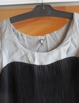 Clubbing, Urban-Chic oder Freizeit-Look ? naf naf Kleid - Sigmaringen