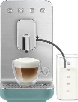 Smeg Kaffeevollautomat BCC13EGMEU