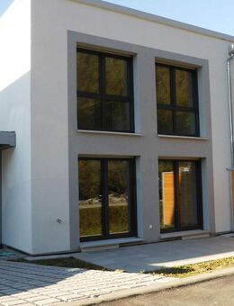 Maulbronn "... Für höchste Ansprüche..." * Stilvolle Doppelhaushälfte in Aussichtslage * - Maulbronn