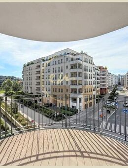 Zentral, großzügig und modern: Etagenwohnung mit Aufzugsanbindung und Tiefgaragenstellplatz - Berlin