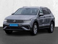 VW Tiguan, 2.0 TDI Allspace Life, Jahr 2024 - Lehrte